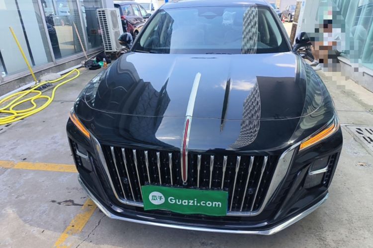Used Hongqi H5 2025 2.0T Automatic Flag Edition – 500 000 Units Commemorative Version Front