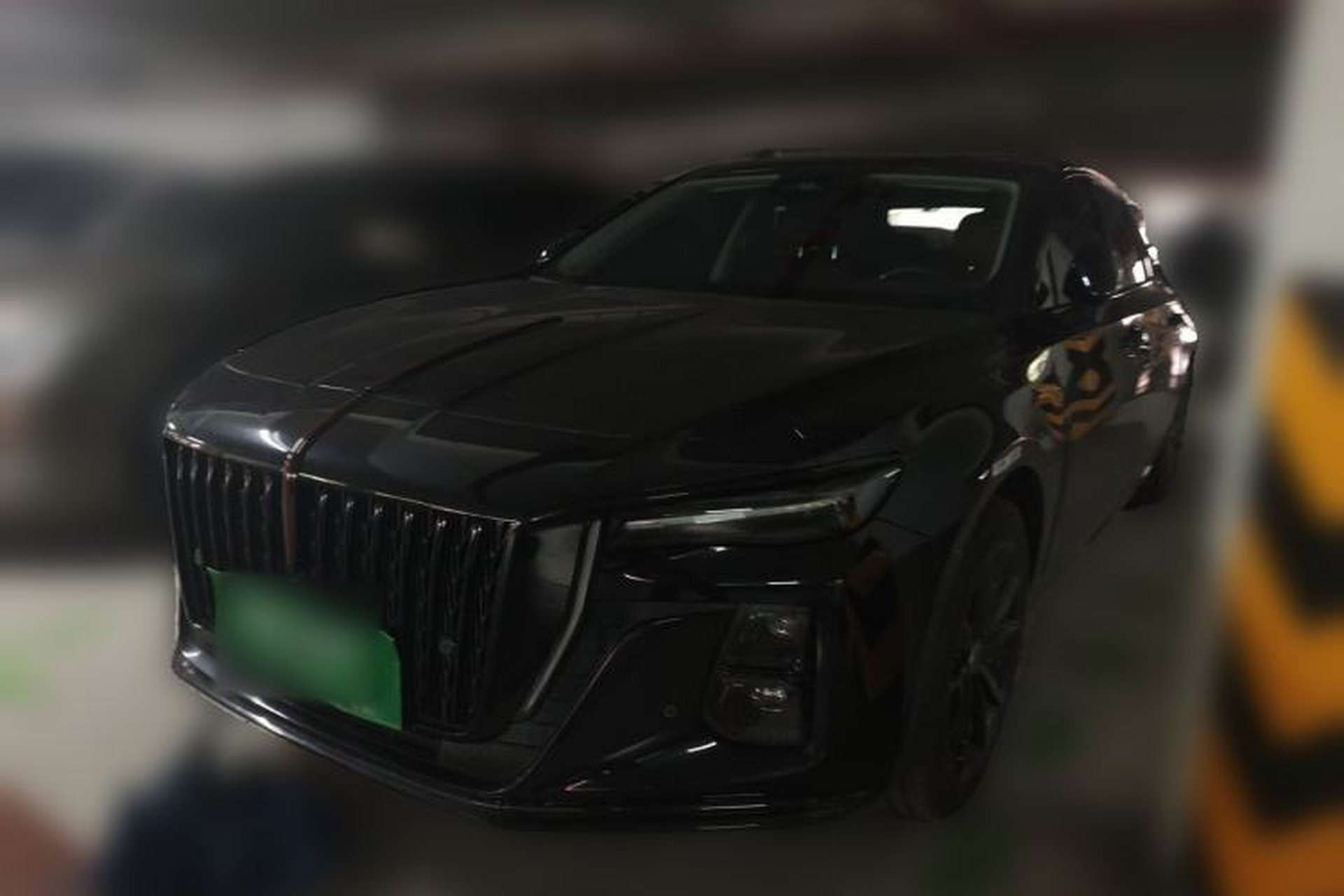 Used Hongqi H5 2025 2.0T Automatic Xuan Ying Edition Front Left 45 Deg