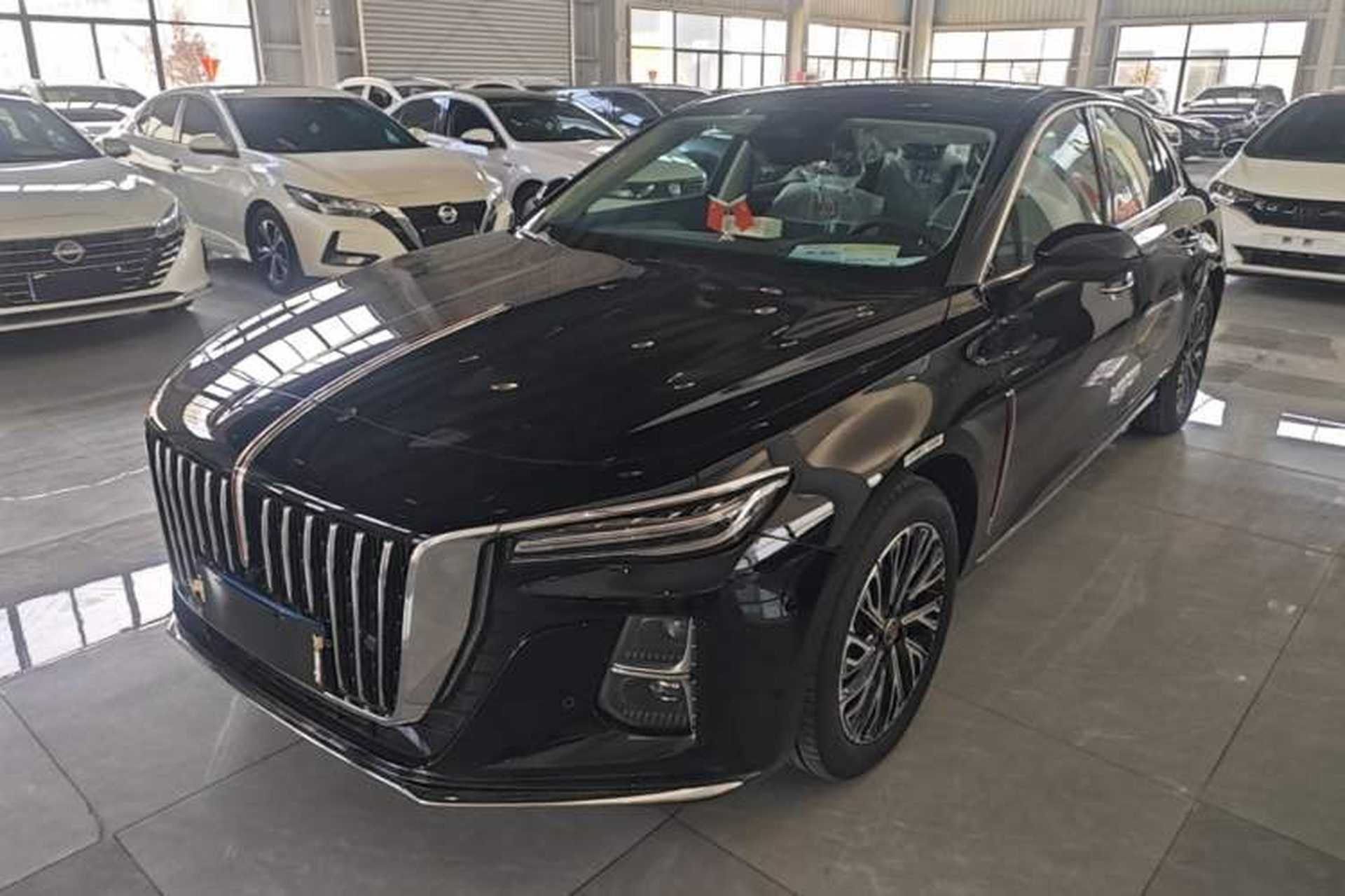 Used Hongqi H5 2025 2.0T Automatic Flag Edition – 500 000 Units Commemorative Version Front Left 45 Deg