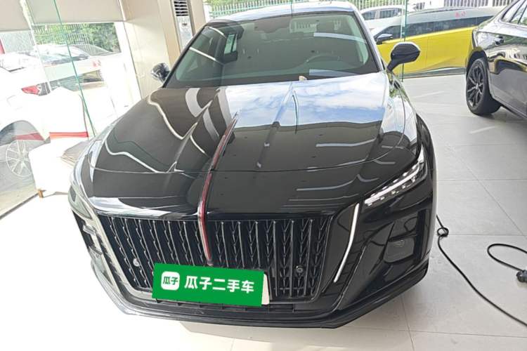 Used Hongqi H5 2025 1.5T DCT Xuan Ying Edition Front