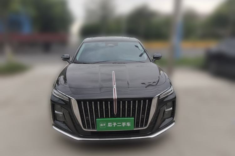 Used Hongqi H5 2025 2.0T Automatic Flag Edition – 500 000 Units Commemorative Version Front
