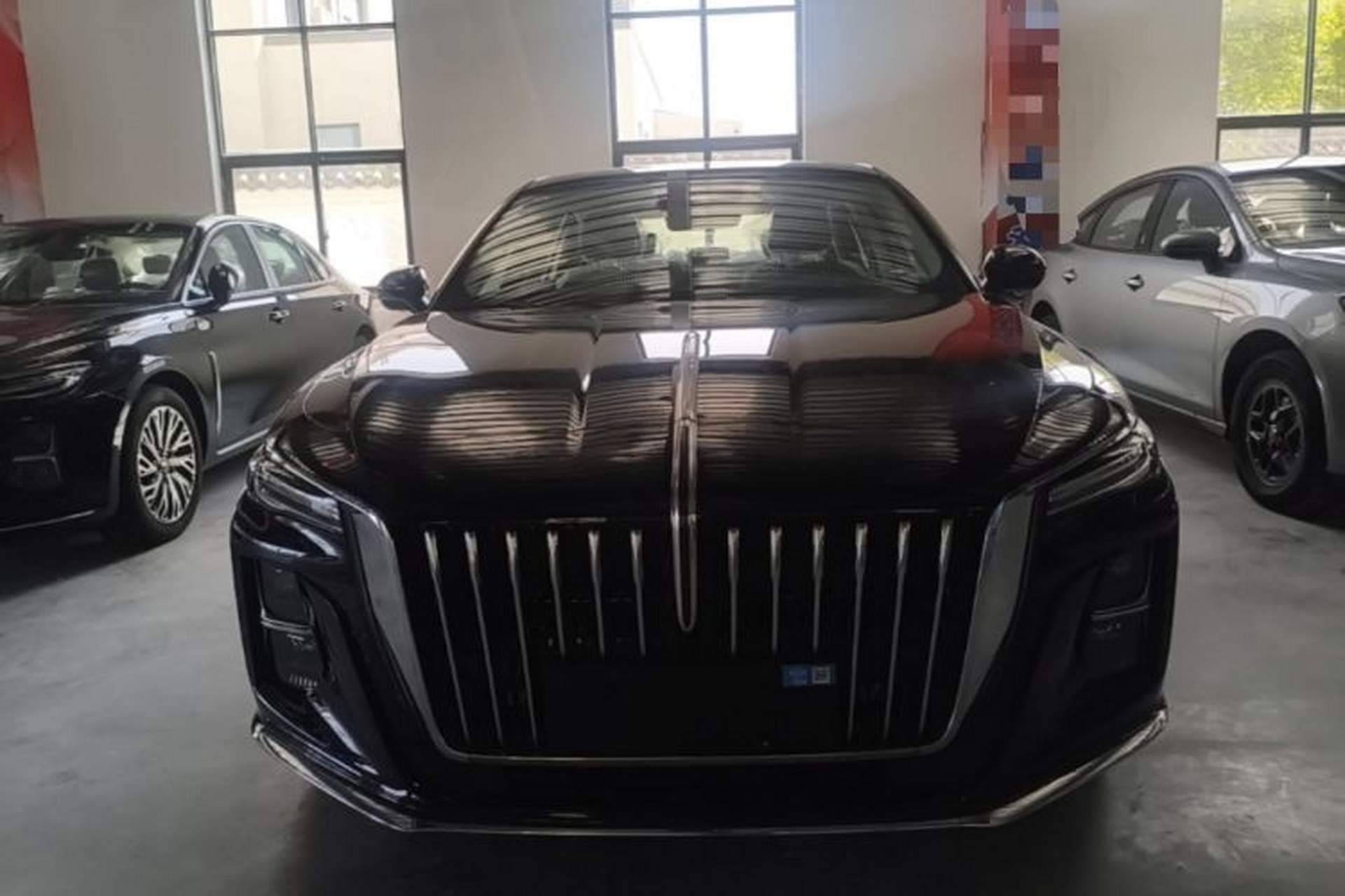Used Hongqi H5 2025 2.0T Automatic Flag Edition – 500 000 Units Commemorative Version Front