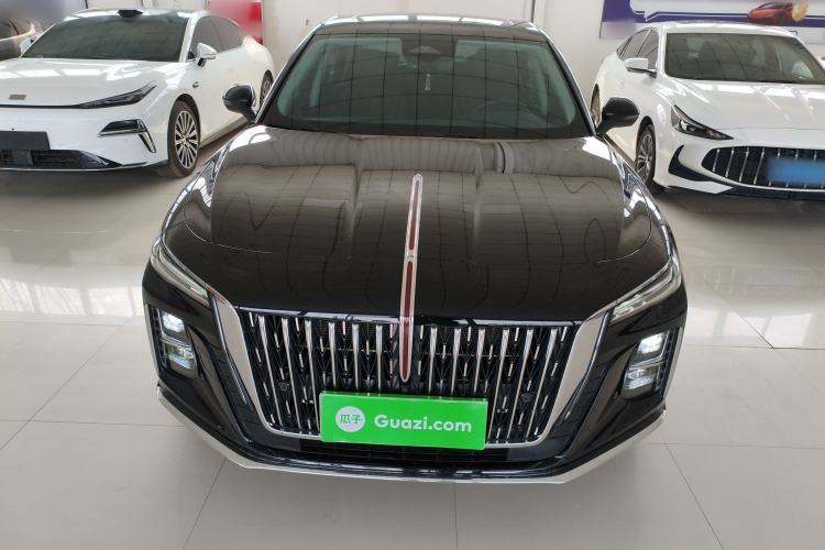 Used Hongqi H5 2025 2.0T Automatic Flag Edition – 500 000 Units Commemorative Version Front