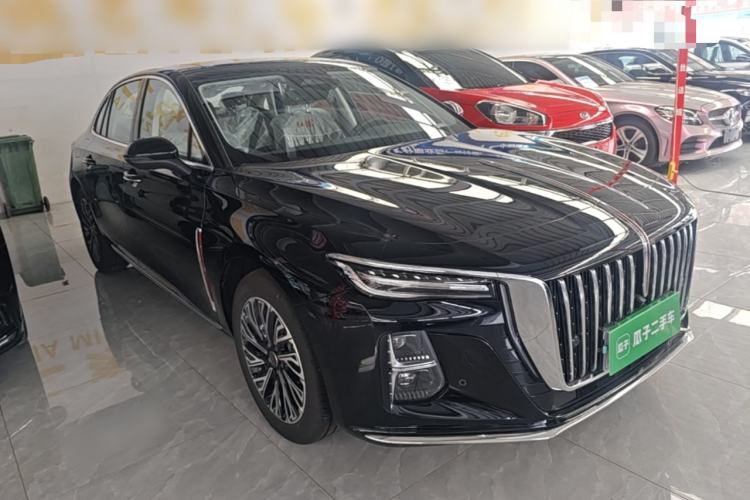 Used Hongqi H5 2025 2.0T Automatic Flag Edition – 500 000 Units Commemorative Version Front Right 45 Deg