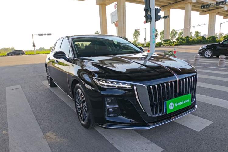 Used Hongqi H5 2025 2.0T Automatic Flag Edition – 500 000 Units Commemorative Version Front Right 45 Deg