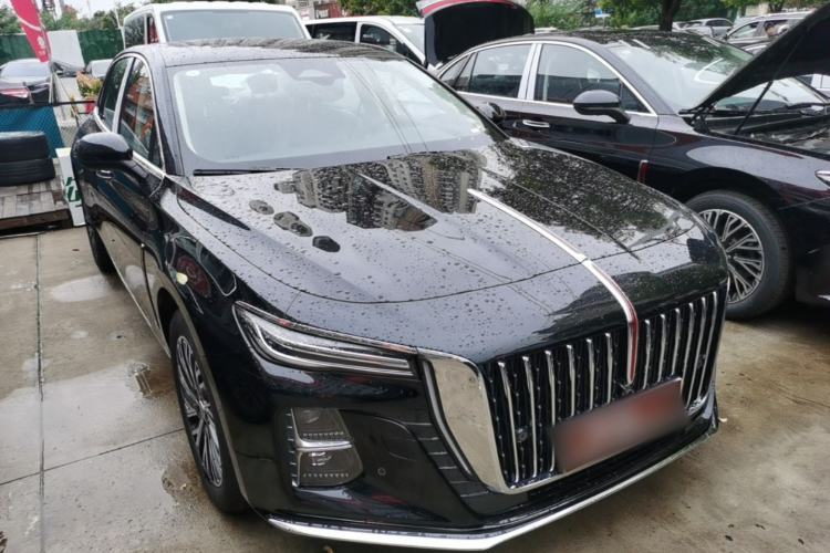 Used Hongqi H5 2025 2.0T Automatic Flag Edition – 500 000 Units Commemorative Version Front Right 45 Deg