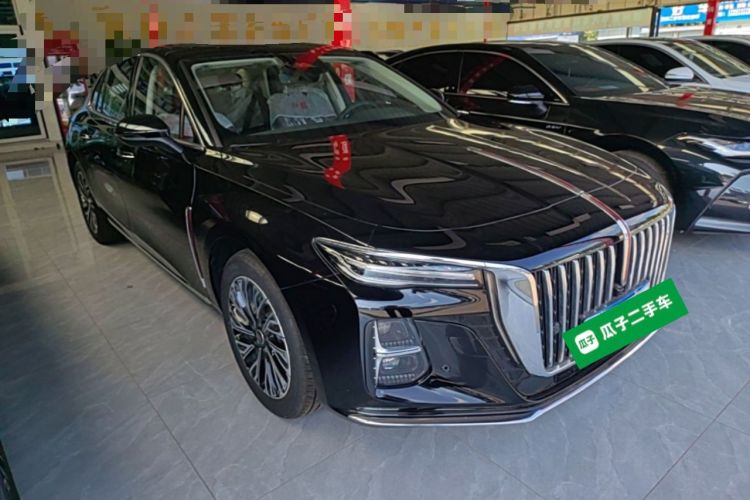 Used Hongqi H5 2025 2.0T Automatic Flag Edition – 500 000 Units Commemorative Version Front Right 45 Deg