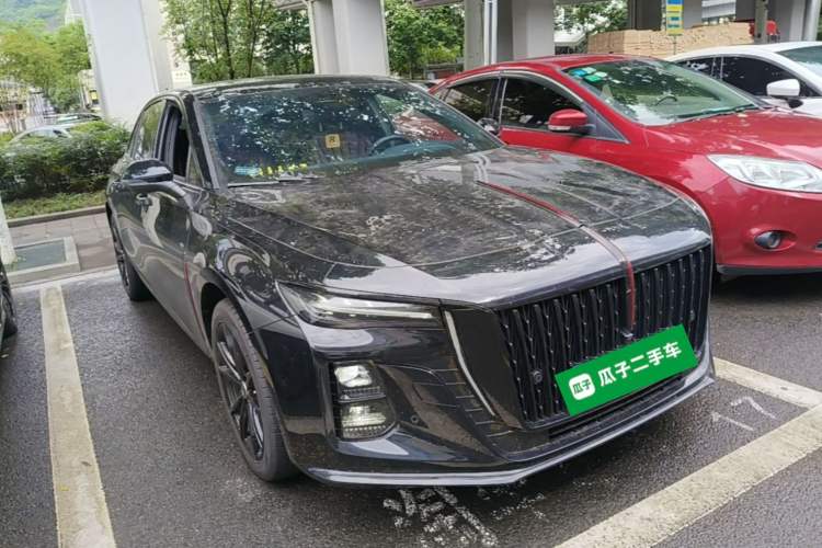 Used Hongqi H5 2025 2.0T Automatic Xuan Ying Edition Front Right 45 Deg