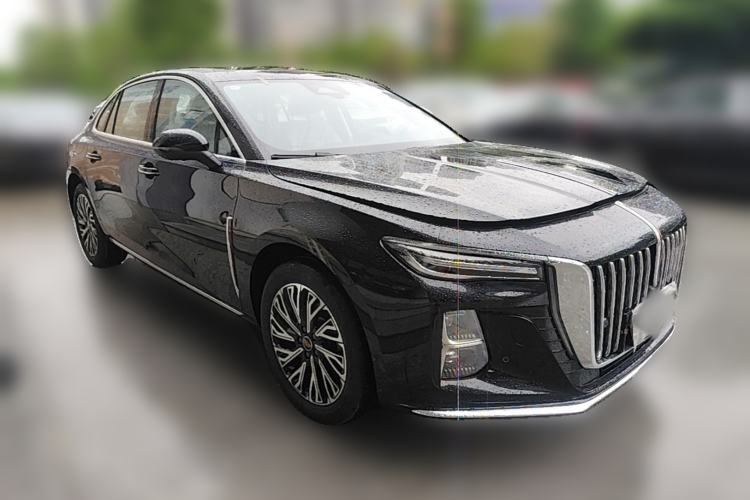 Used Hongqi H5 2025 2.0T Automatic Flag Edition – 500 000 Units Commemorative Version Front Right 45 Deg