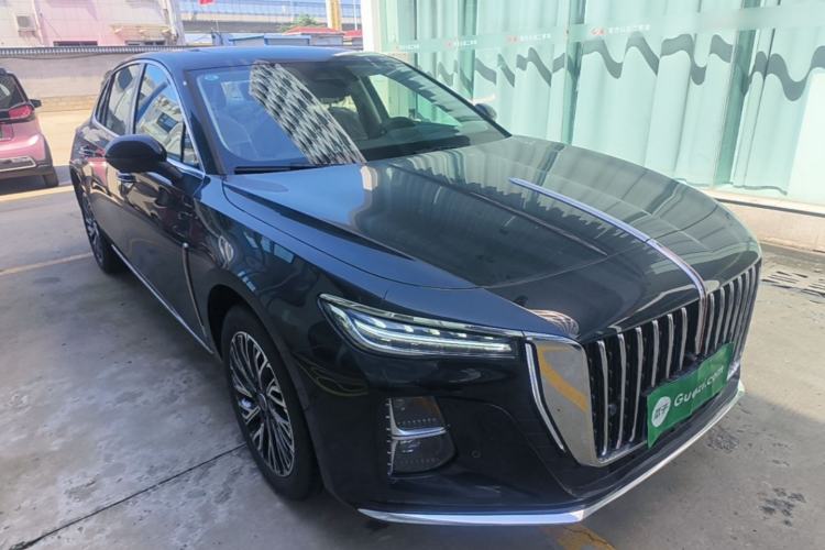 Used Hongqi H5 2025 2.0T Automatic Flag Edition – 500 000 Units Commemorative Version Front Right 45 Deg