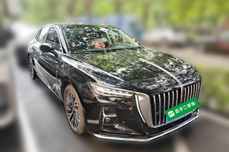 Used Hongqi H5 2025 2.0T Automatic Flag Edition – 500 000 Units Commemorative Version Front Right 45 Deg
