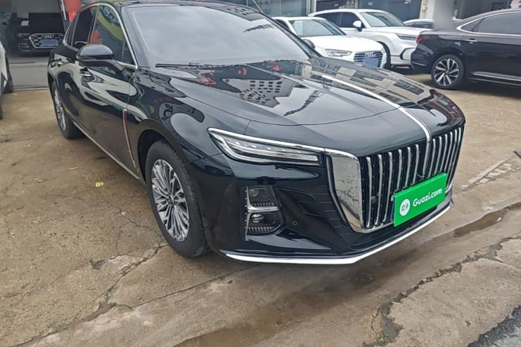 Used Hongqi H5 2025 1.5T DCT Qiyun 500 000th Unit Commemorative Edition Front Right 45 Deg