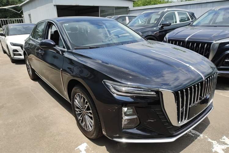 Used Hongqi H5 2025 1.5T DCT Qiyun 500 000th Unit Commemorative Edition Front Right 45 Deg