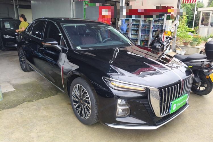 Used Hongqi H5 2025 2.0T Automatic Flag Edition – 500 000 Units Commemorative Version Front Right 45 Deg