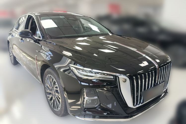 Used Hongqi H5 2025 2.0T Automatic Flag Edition – 500 000 Units Commemorative Version Front Right 45 Deg