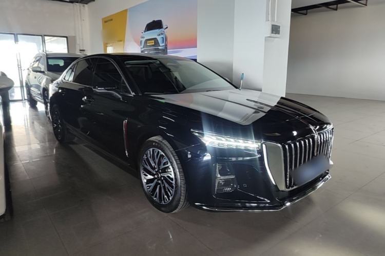 Used Hongqi H5 2025 2.0T Automatic Flag Edition – 500 000 Units Commemorative Version Front Right 45 Deg