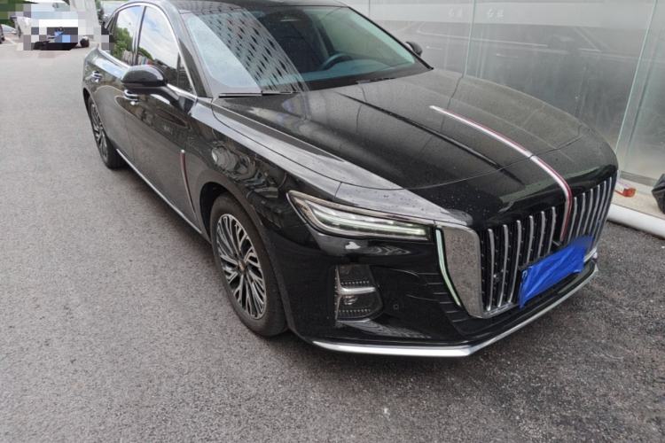 Used Hongqi H5 2025 2.0T Automatic Flag Edition – 500 000 Units Commemorative Version Front Right 45 Deg