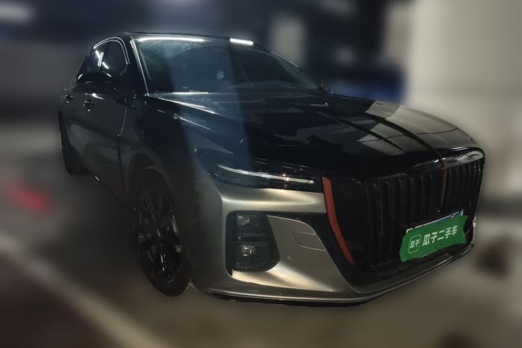 Used Hongqi H5 2025 2.0T Automatic Flag Edition – 500 000 Units Commemorative Version Front Right 45 Deg