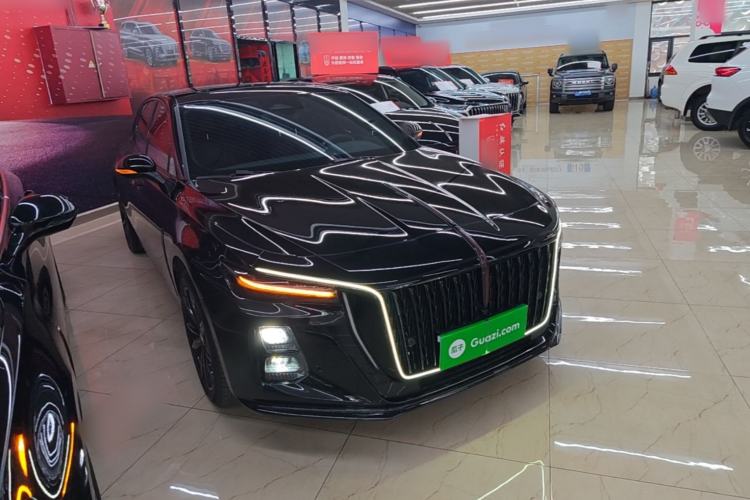Used Hongqi H5 2025 2.0T Automatic Xuan Ying Edition Front Right 45 Deg