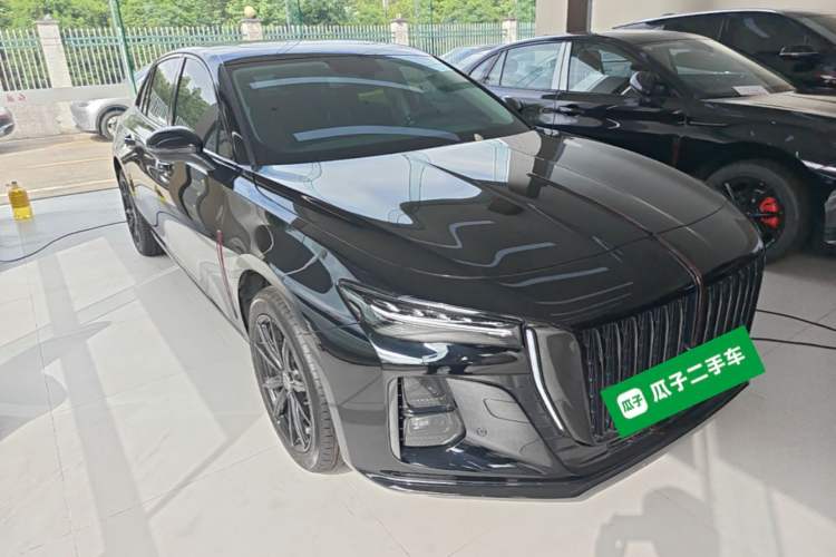 Used Hongqi H5 2025 1.5T DCT Xuan Ying Edition Front Right 45 Deg