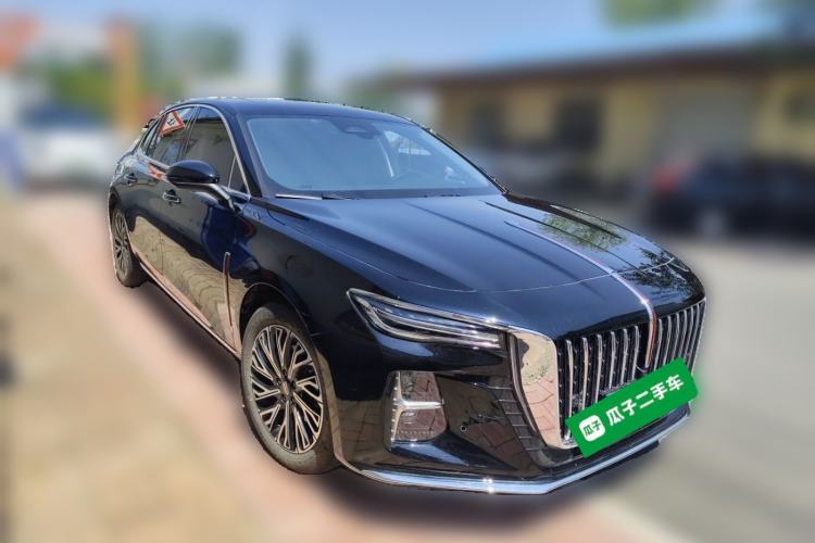 Used Hongqi H5 2025 2.0T Automatic Flag Edition – 500 000 Units Commemorative Version Front Right 45 Deg