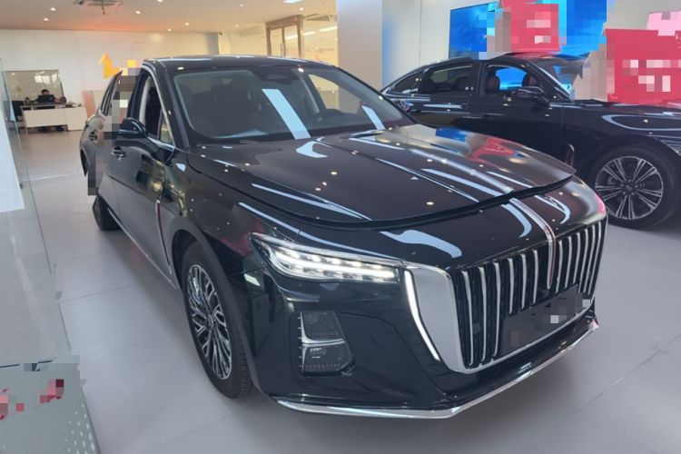 Used Hongqi H5 2025 2.0T Automatic Flag Edition – 500 000 Units Commemorative Version Front Right 45 Deg