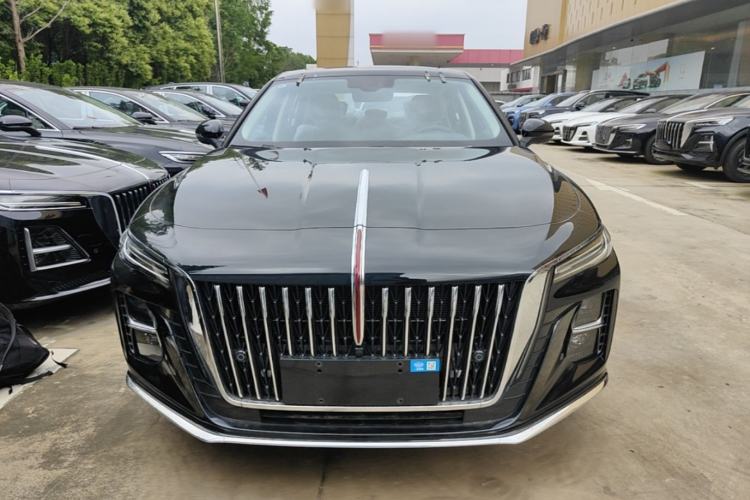 Used Hongqi H5 2025 2.0T Automatic Flagship 500 000th Unit Anniversary Edition Front