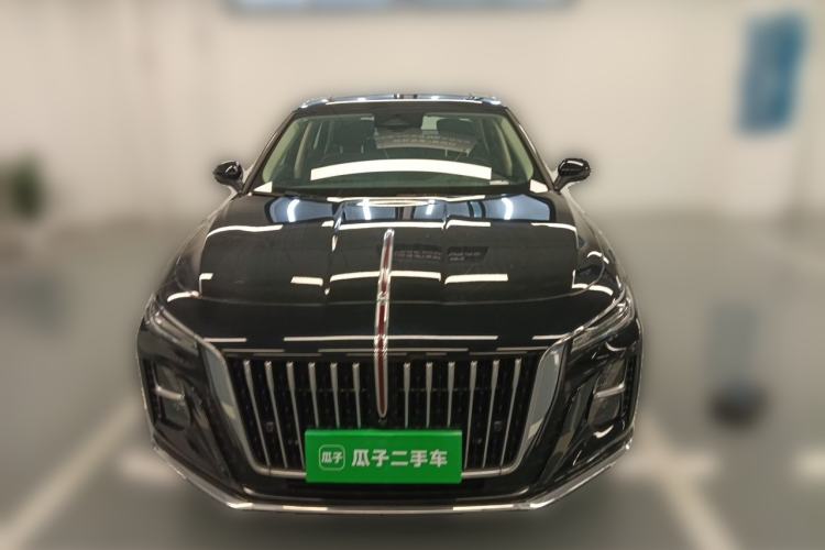 Used Hongqi H5 2025 2.0T Automatic Flag Edition – 500 000 Units Commemorative Version Front