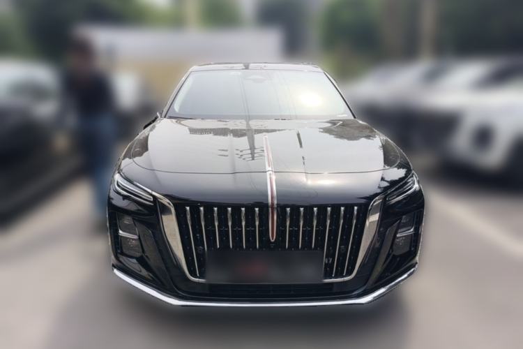 Used Hongqi H5 2025 2.0T Automatic Flag Edition – 500 000 Units Commemorative Version Front