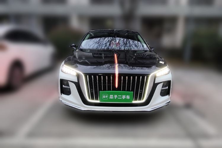 Used Hongqi H5 2025 2.0T Automatic Flag Edition – 500 000 Units Commemorative Version Front