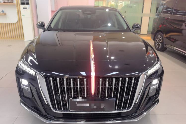 Used Hongqi H5 2025 2.0T Automatic Flag Edition – 500 000 Units Commemorative Version Front