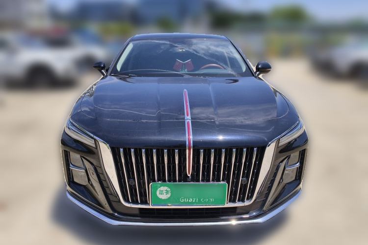 Used Hongqi H5 2025 2.0T Automatic Flag Edition – 500 000 Units Commemorative Version Front