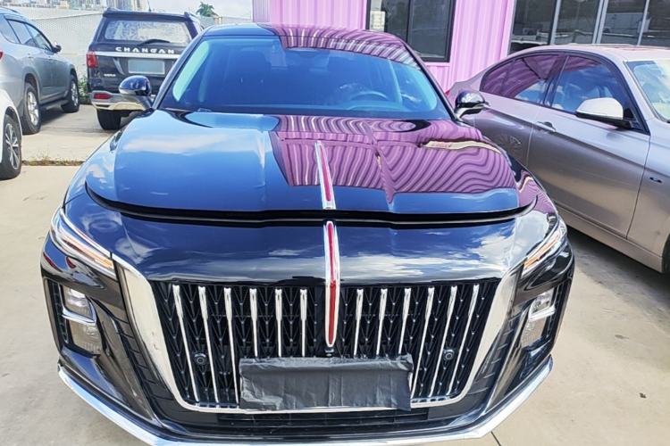 Used Hongqi H5 2025 2.0T Automatic Flag Edition – 500 000 Units Commemorative Version Front