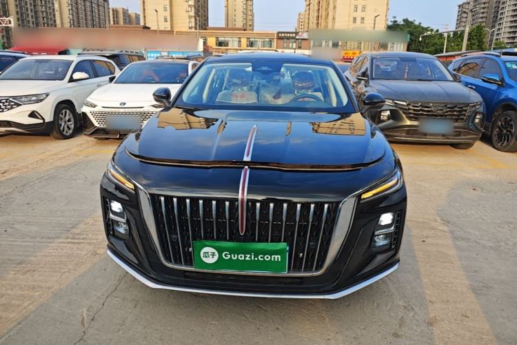 Used Hongqi H5 2025 2.0T Automatic Flag Edition – 500 000 Units Commemorative Version Front