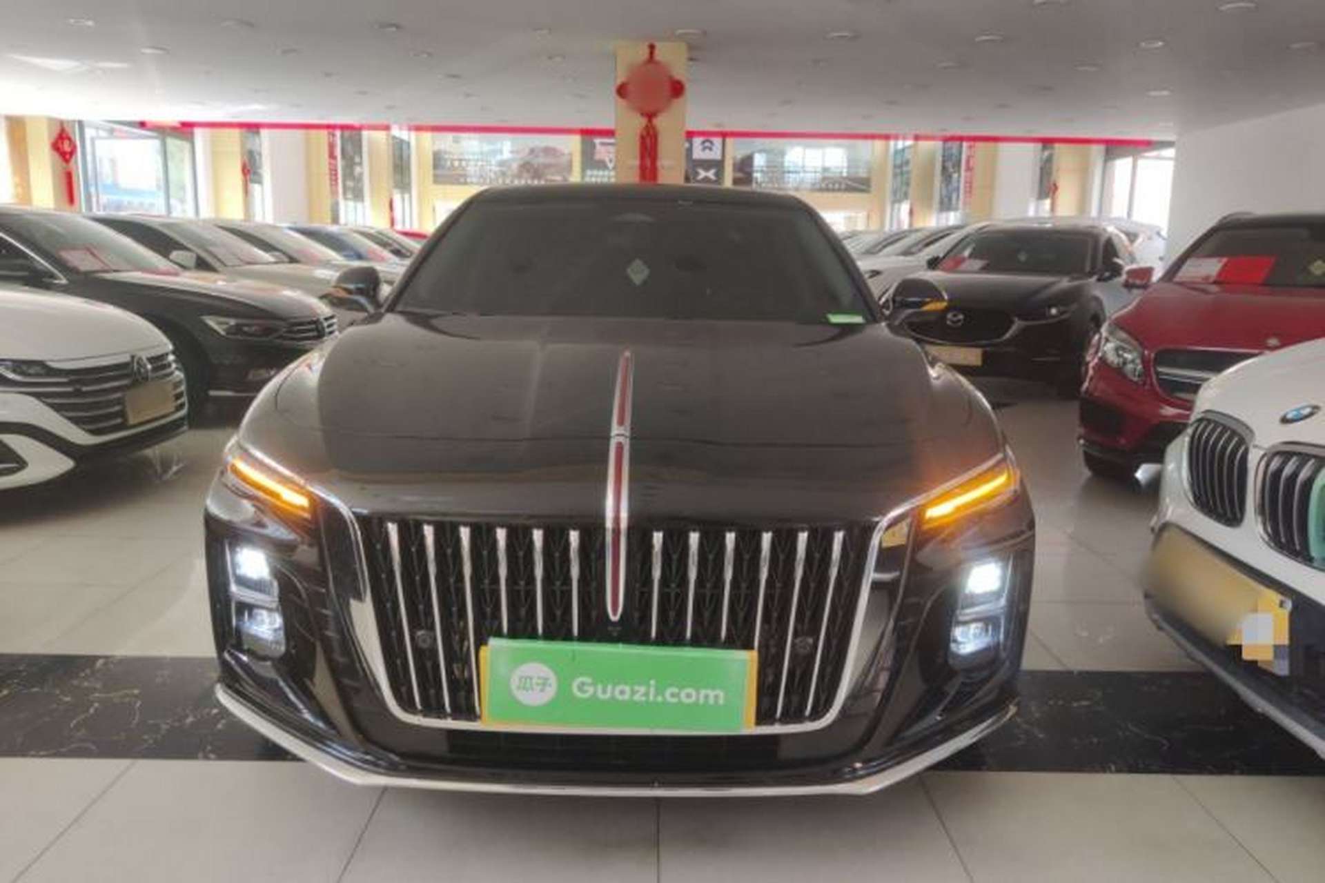 Used Hongqi H5 2025 2.0T Automatic Flag Edition – 500 000 Units Commemorative Version Front