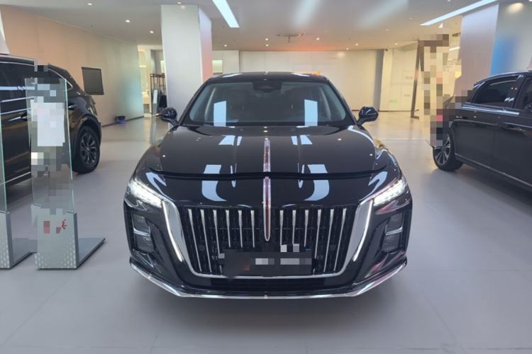 Used Hongqi H5 2025 2.0T Automatic Flag Edition – 500 000 Units Commemorative Version Front
