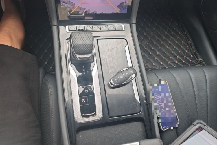 Used Hongqi H5 2025 1.5T DCT Qiyun 500 000th Unit Commemorative Edition Gear Lever
