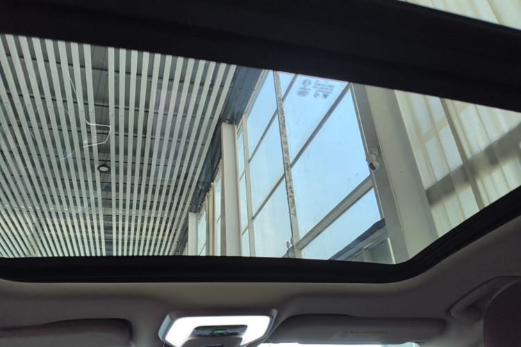 Used Hongqi H5 2025 1.5T DCT Qiyun 500 000th Unit Commemorative Edition Headliner