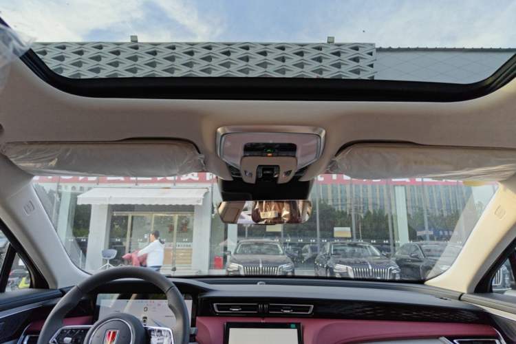 Used Hongqi H5 2025 2.0T Automatic Flag Edition – 500 000 Units Commemorative Version Headliner