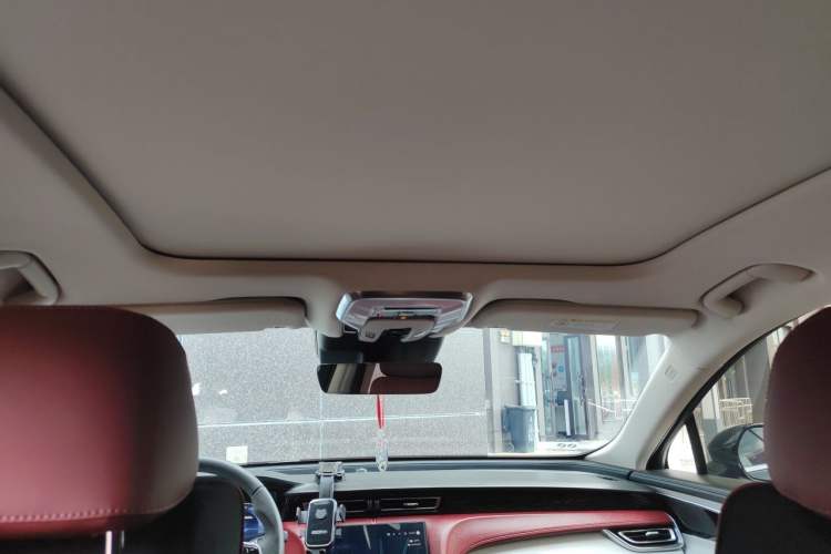 Used Hongqi H5 2025 2.0T Automatic Flag Edition – 500 000 Units Commemorative Version Headliner
