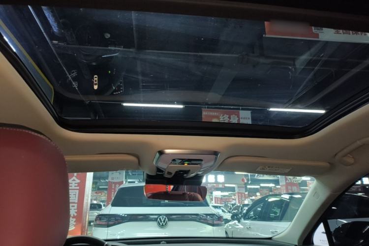 Used Hongqi H5 2025 1.5T DCT Xuan Ying Edition Headliner