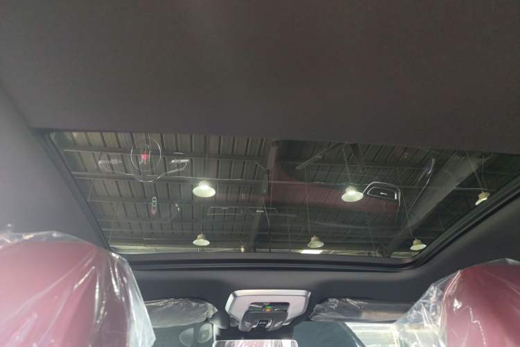 Used Hongqi H5 2025 Model 1.5T DCT Xuan Ying 2 Million Units Commemorative Edition Headliner