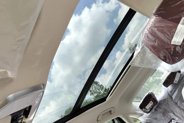 Used Hongqi H5 2025 1.5T DCT Qiyun 500 000th Unit Commemorative Edition Headliner
