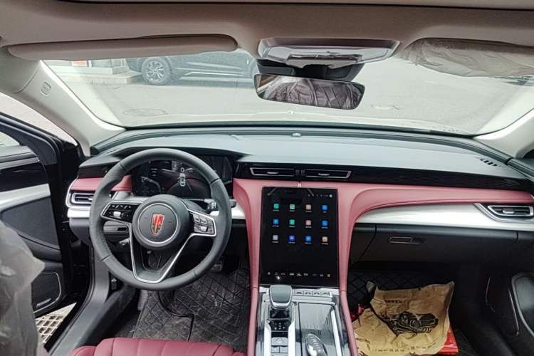 Used Hongqi H5 2025 2.0T Automatic Flag Edition – 500 000 Units Commemorative Version Headliner