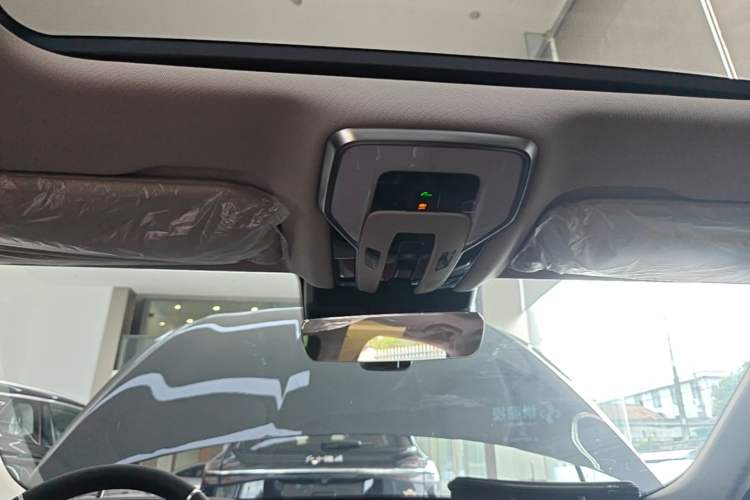 Used Hongqi H5 2025 1.5T DCT Xuan Ying Edition Headliner