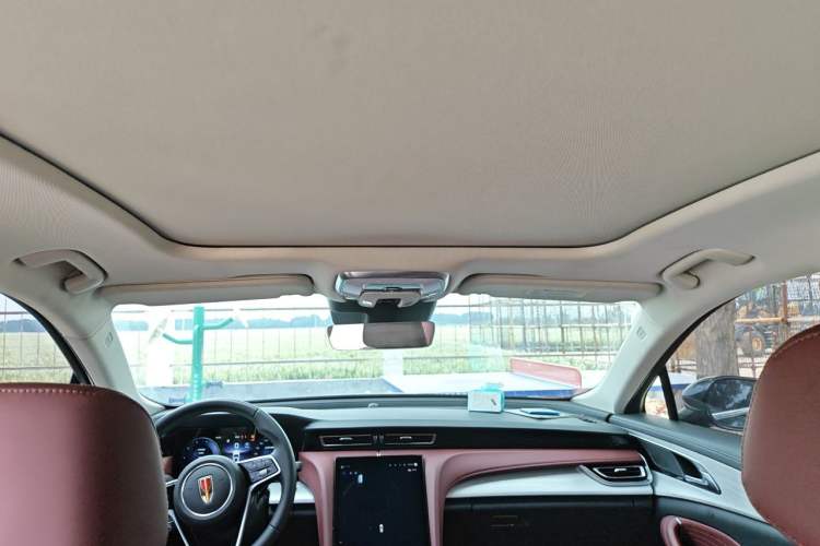 Used Hongqi H5 2025 2.0T Automatic Flag Edition – 500 000 Units Commemorative Version Headliner