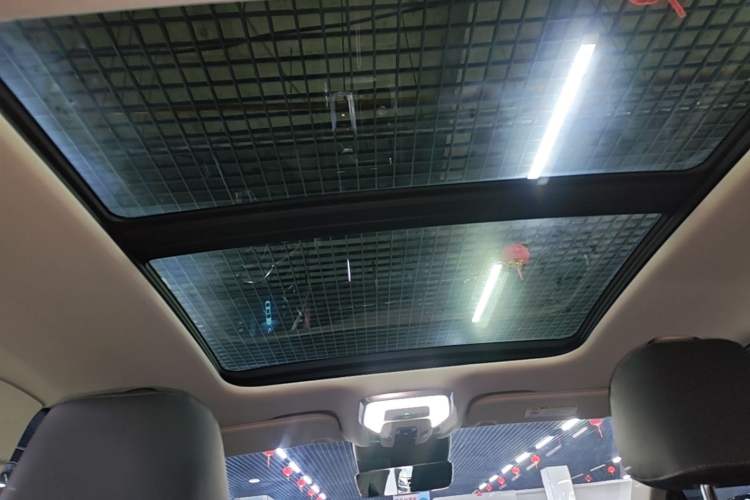 Used Hongqi H5 2025 2.0T Automatic Xuan Ying Edition Headliner