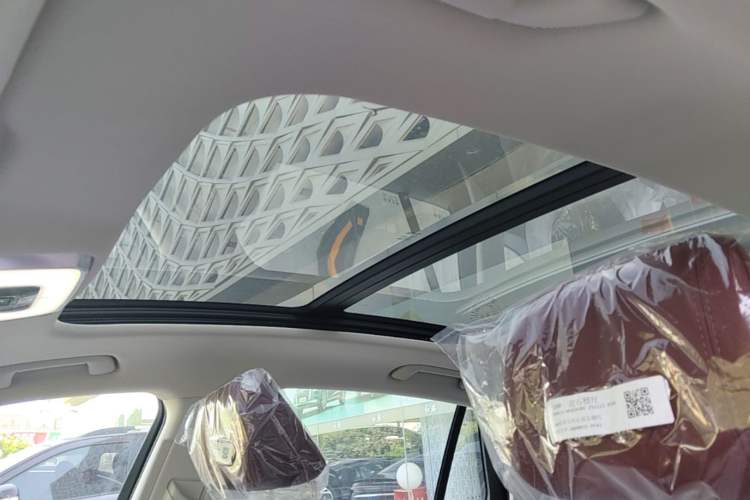 Used Hongqi H5 2025 1.5T DCT Qiyun 500 000th Unit Commemorative Edition Headliner