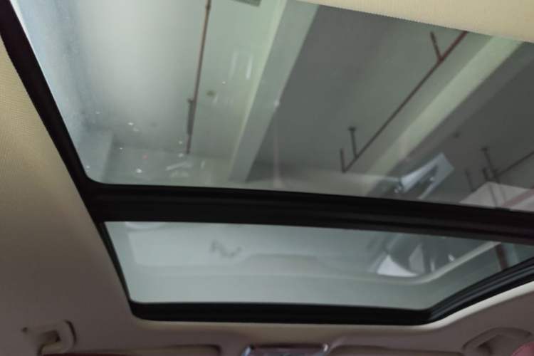 Used Hongqi H5 2025 2.0T Automatic Flagship 500 000th Unit Anniversary Edition Headliner