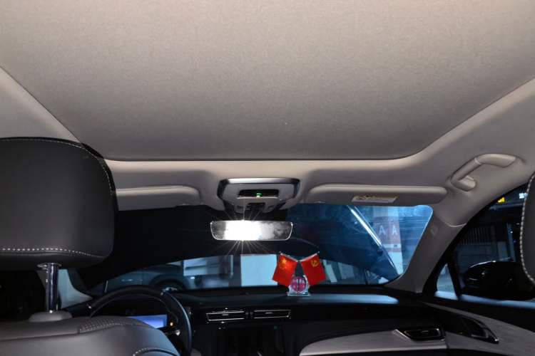 Used Hongqi H5 2025 1.5T DCT Xuan Ying Edition Headliner